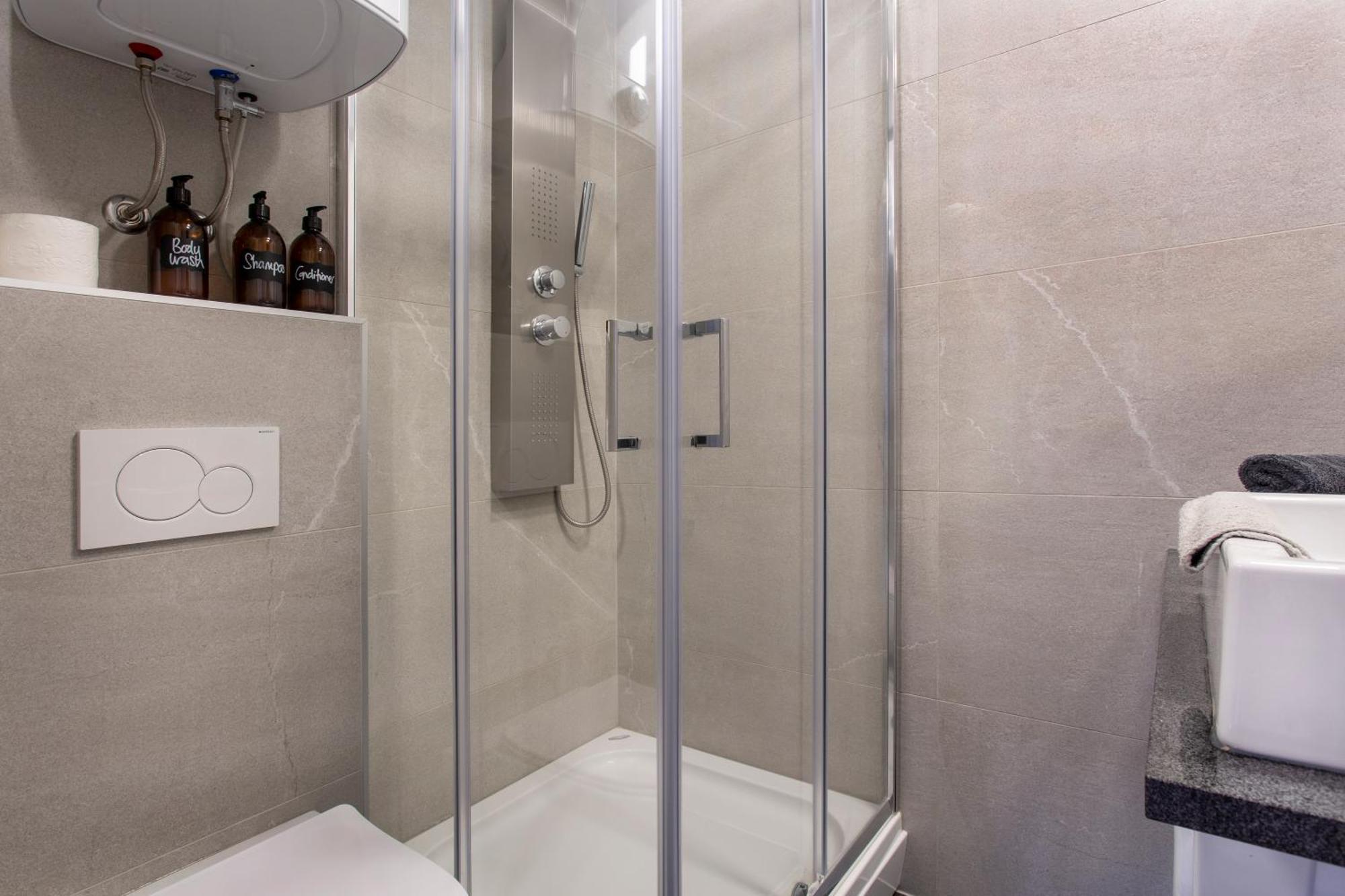 Urban Style Apartments By Loft Ljubljana Phòng bức ảnh